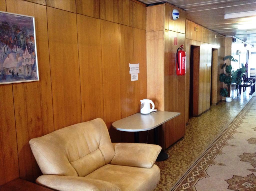 Hotel Dom Techniky Zilina Bagian luar foto