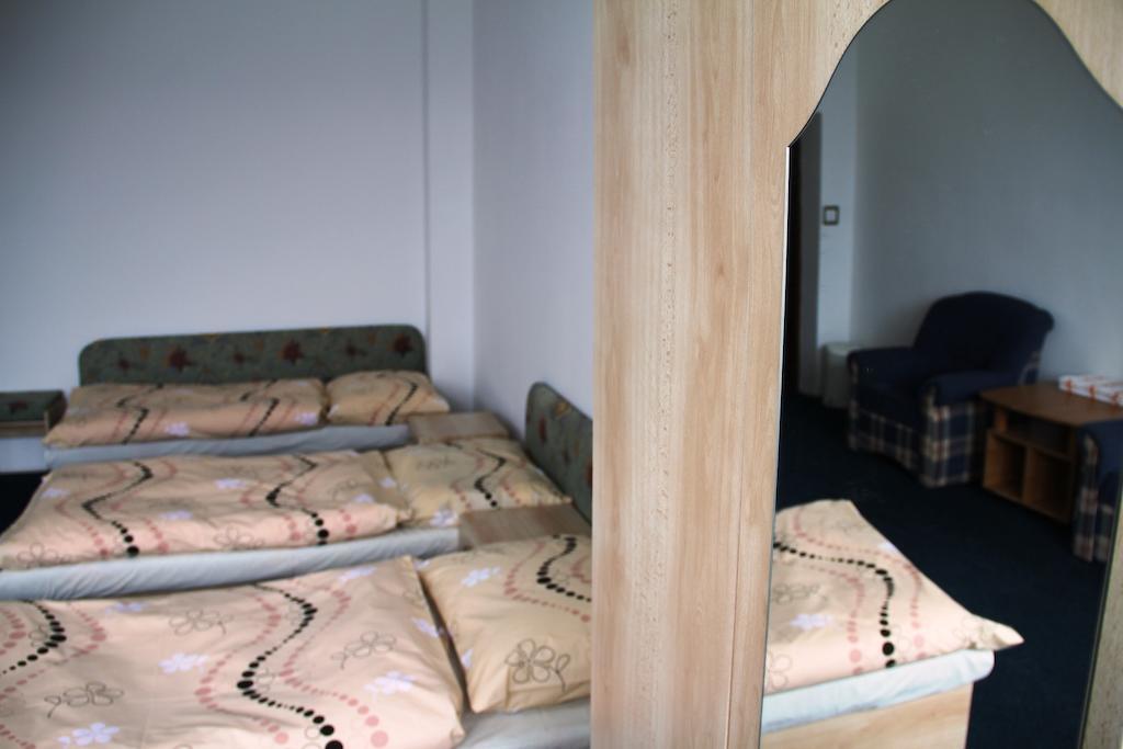 Hotel Dom Techniky Zilina Ruang foto
