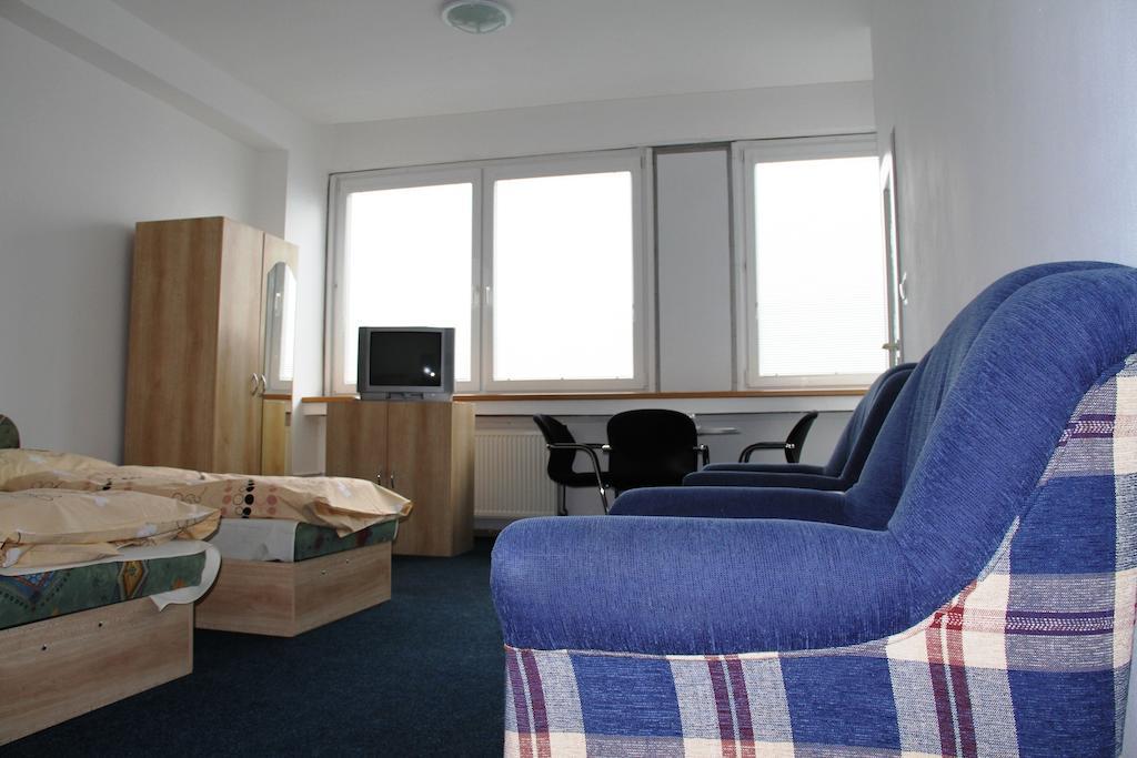 Hotel Dom Techniky Zilina Ruang foto